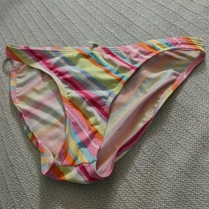 Junior's bikini bottoms